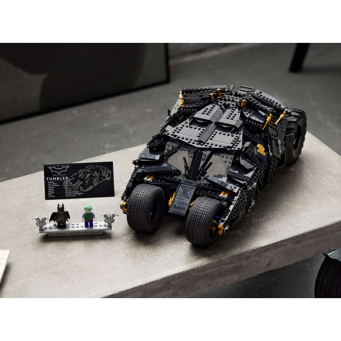 Конструктор LEGO DC Batman Batmobile Tumbler (76240)